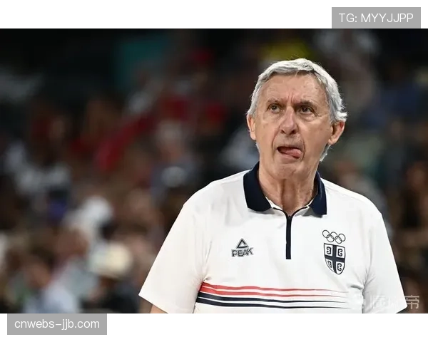 通讯：争议判罚笼罩下的国家德比，赛后两队主帅拒绝握手