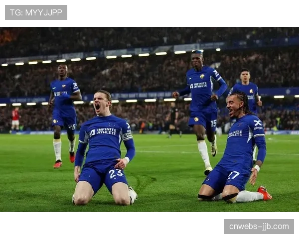 桑德兰1-0热刺关键进球：第61分钟穆杰莱折射破门